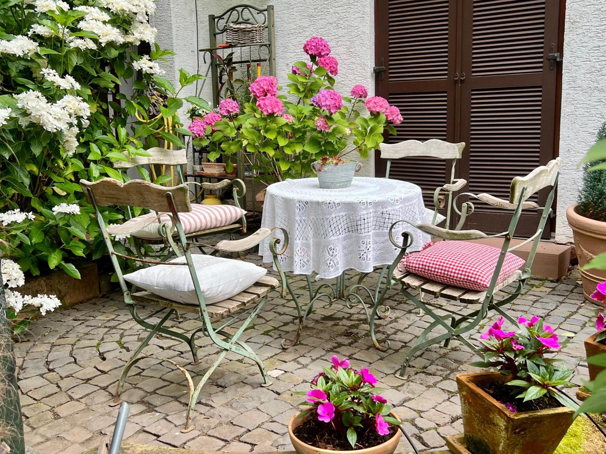 Einliegerwohnung In Einer Muehle Vor Den Toren Frankfurts, Ideal Fuer Messegaeste Oder Stop Over Драйайх Екстериор снимка